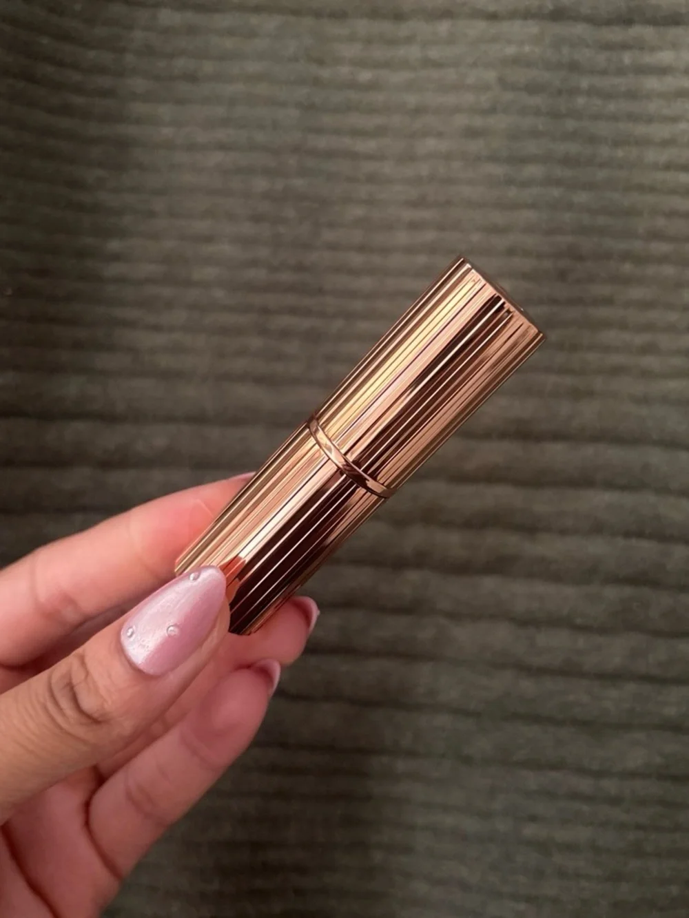 Charlotte Tilbury Matte Revolution Long-Lasting Lipstick - “Very Victoria”